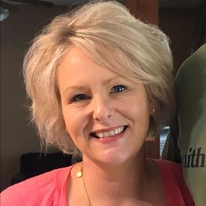 Meet your Posher, Marianne